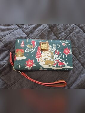 Dooney & Bourke Disney Vintage Christmas Wristlet Wallet EUC